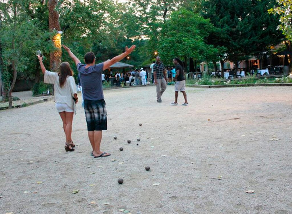 Terrain-de-petanque